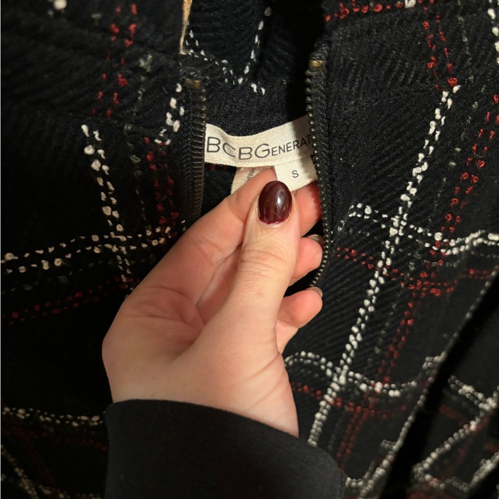 Bcbg Generation Cape - image 2